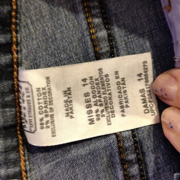 Levi signature Capri jeans size misses 14 - Picture 3 of 6